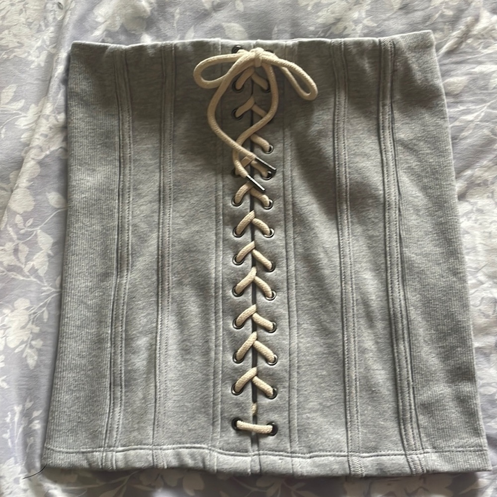 NWT Forever 21 skirt! Lower than online!!